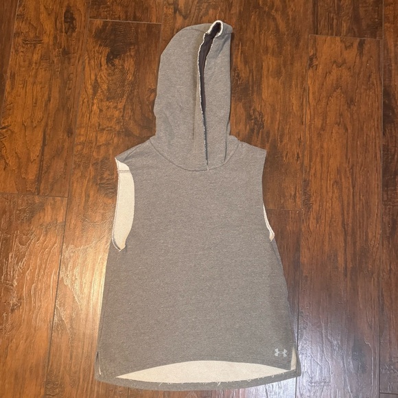 Under Armour Other - Under Armour Sleeveless Hoodie Mens XS Gray Pullover Sweatshirt Athletic Gym UA